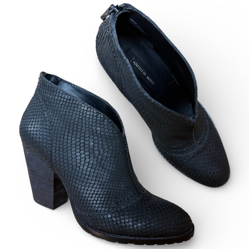 Andrew Marc Black Snake-Pattern Ankle Booties - Women’s Shoes - US Size 6 M, EUC